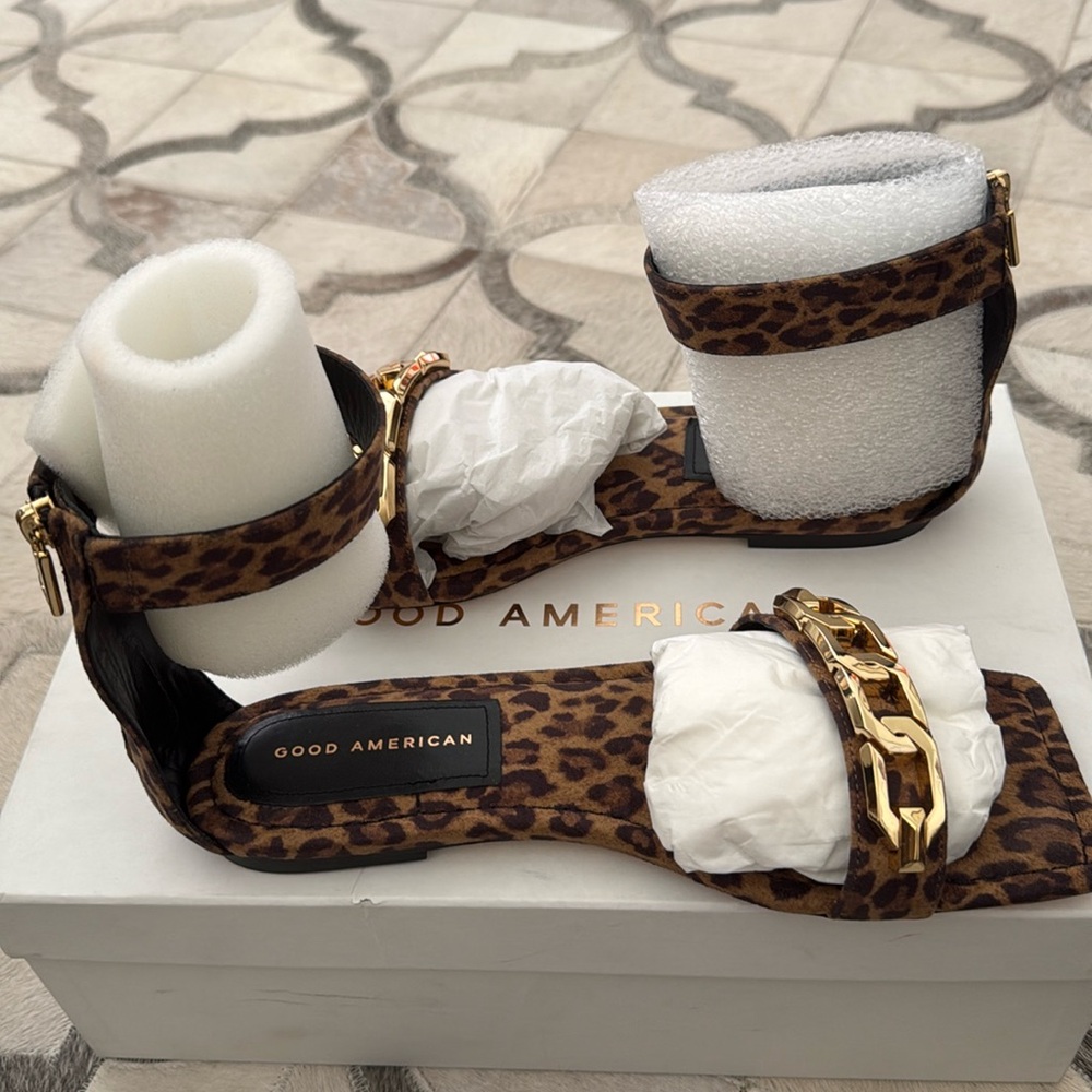 Brand new Good American Leopard Sandals with gold hardware!